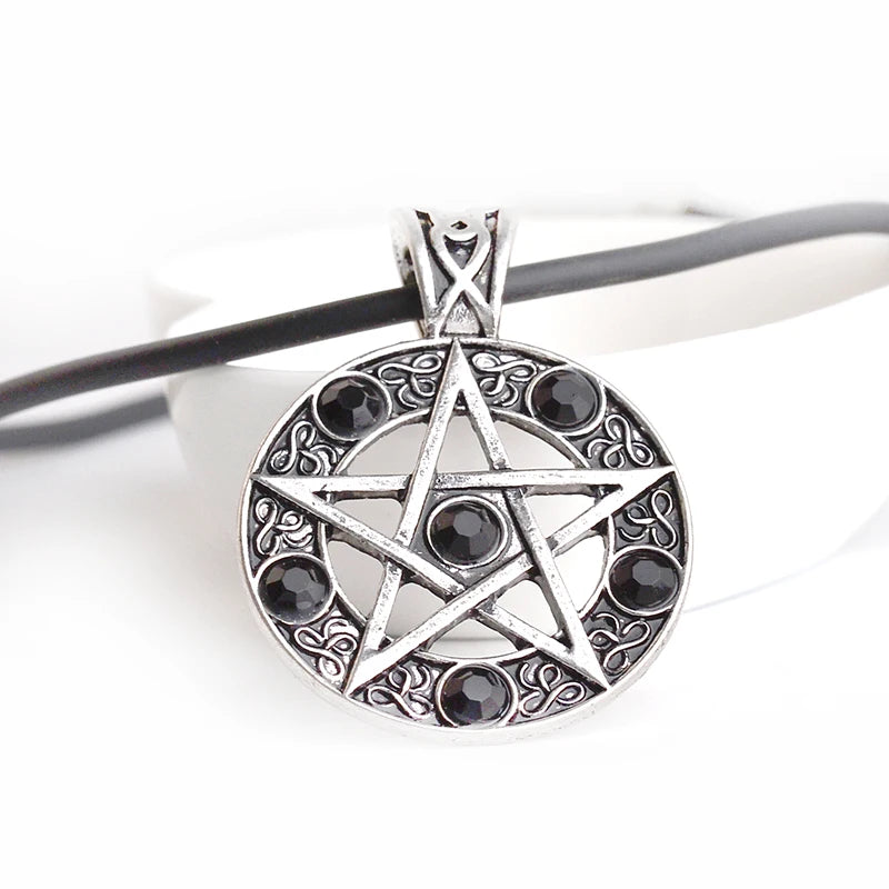Gothic Pentagram Necklace – Supernatural Five-Pointed Star Wicca Pagan Pendant Jewelry for Men & Women