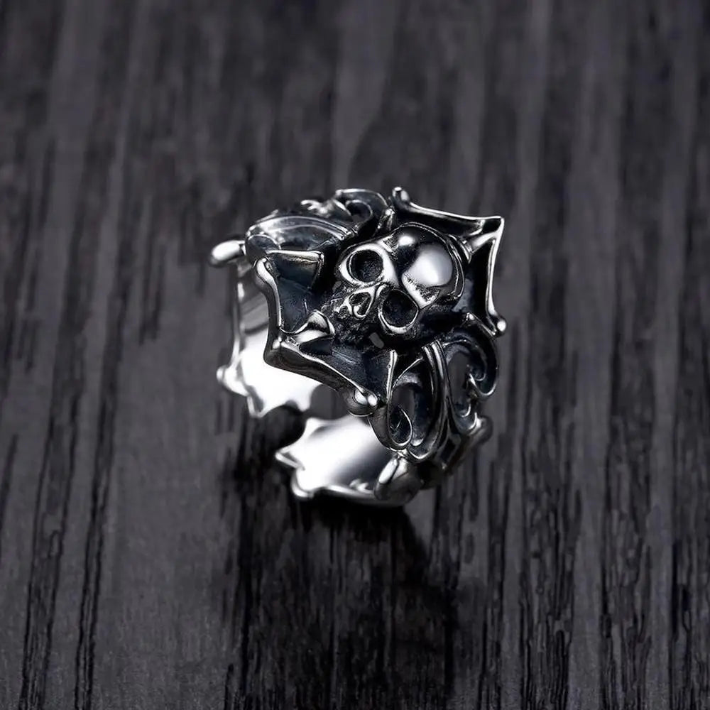 Ghost Pirate Skull Ring – Men’s Gothic Hip Hop Streetwear Jewelry