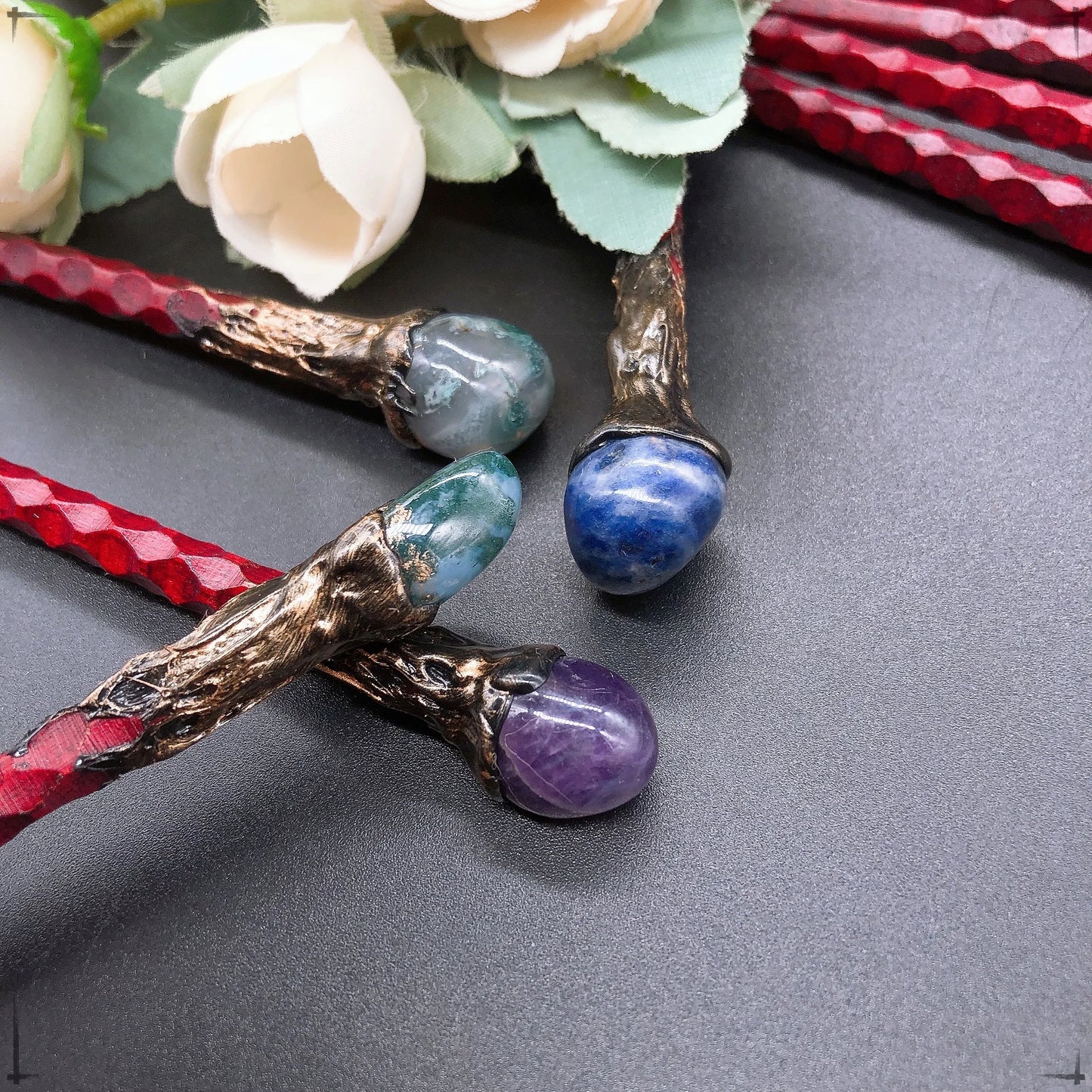 19cm Natural Crystal Wand – Amethyst, Tiger Eye, Labradorite & Red Agate