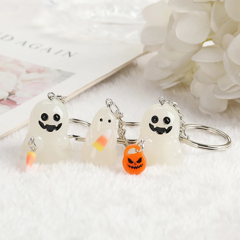 Halloween Glow-in-the-Dark Keychain – Pumpkin, Skull & Ghost Acrylic Keyring for Women
