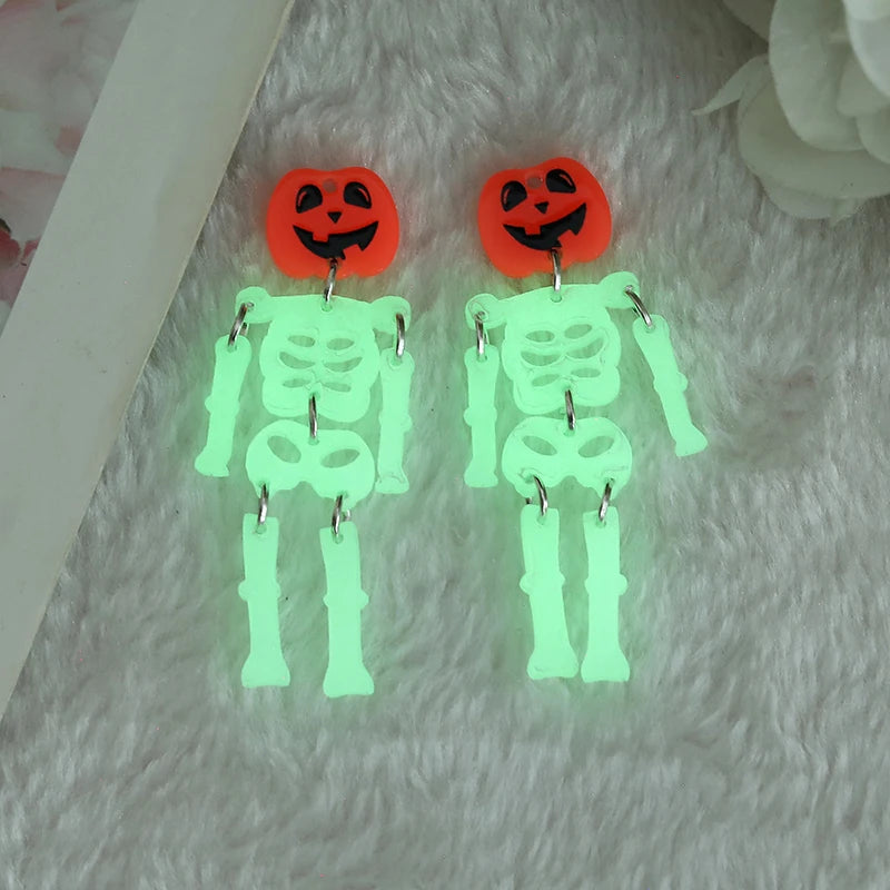 Halloween Glow-in-the-Dark Keychain – Pumpkin, Skull & Ghost Acrylic Keyring for Women