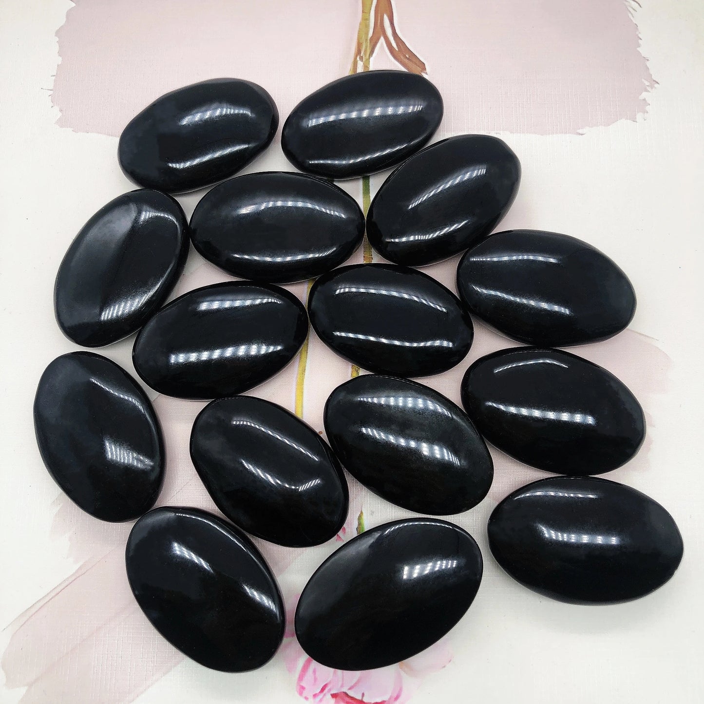 Natural Black Obsidian Palm Stone – Healing Crystal Thumb Massage Tool for Relaxation & Energy Balance