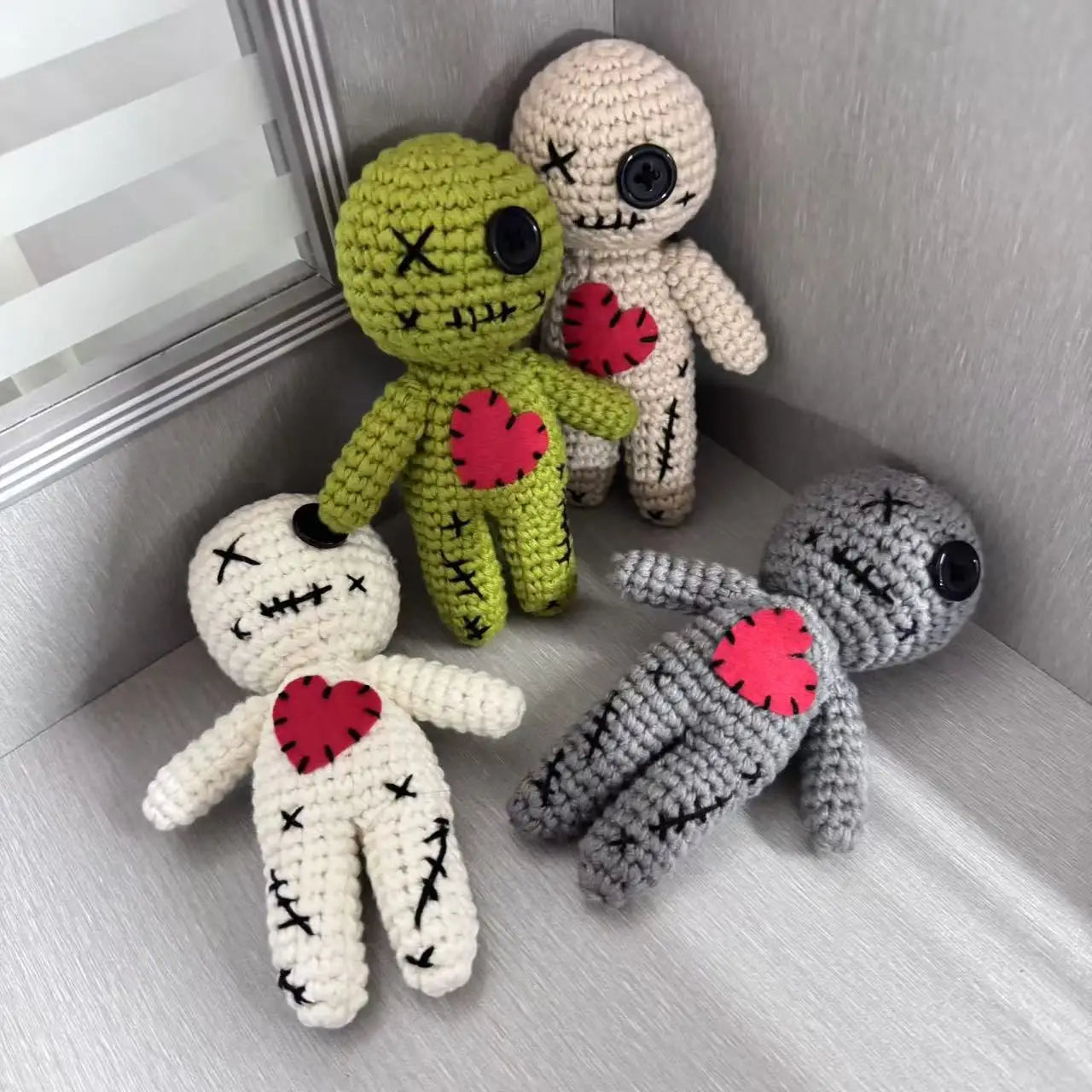 Creepy Voodoo Dolls – Haunted Witchcraft Props for Ghost Hunting & Horror Decor