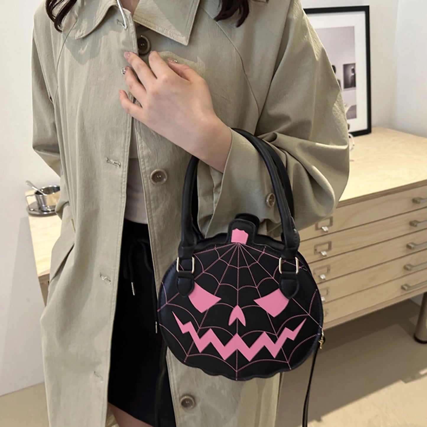 Spooky Ghost Crossbody Bag – Women’s Halloween Shoulder Purse & Party Handbag