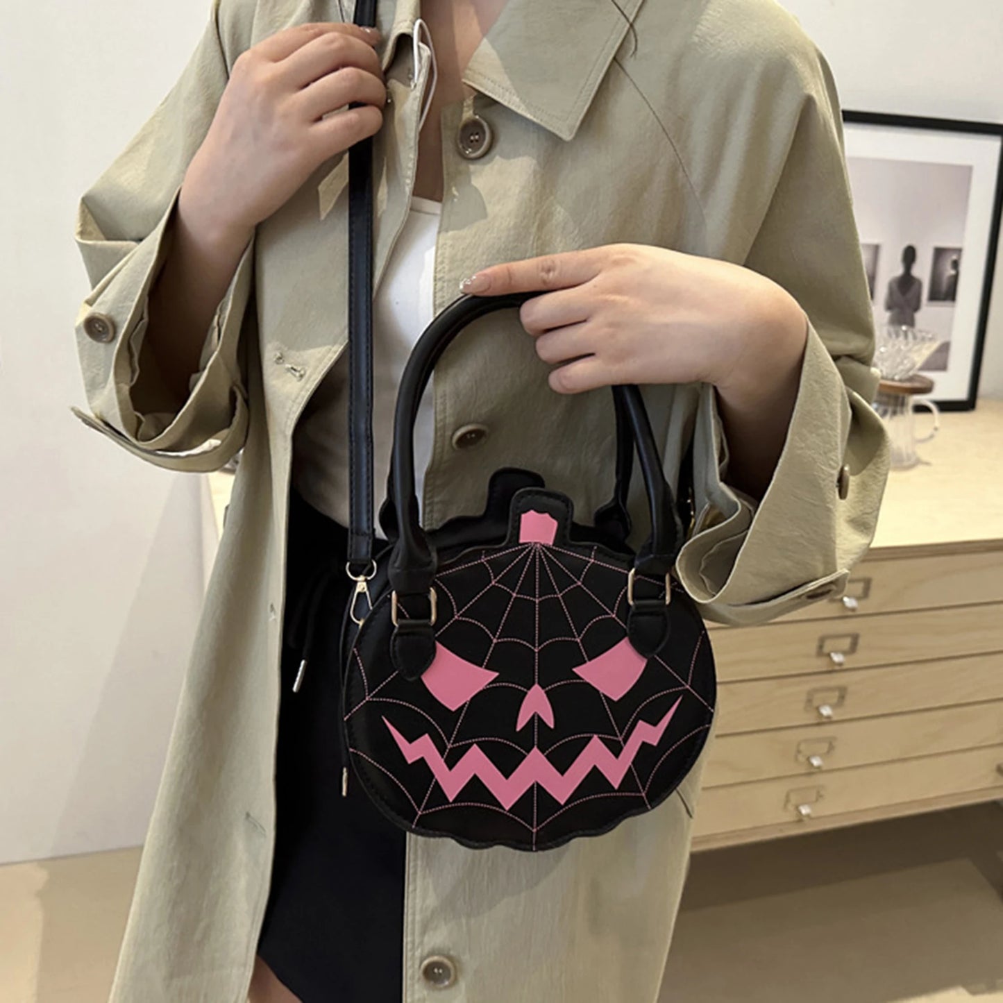 Spooky Ghost Crossbody Bag – Women’s Halloween Shoulder Purse & Party Handbag