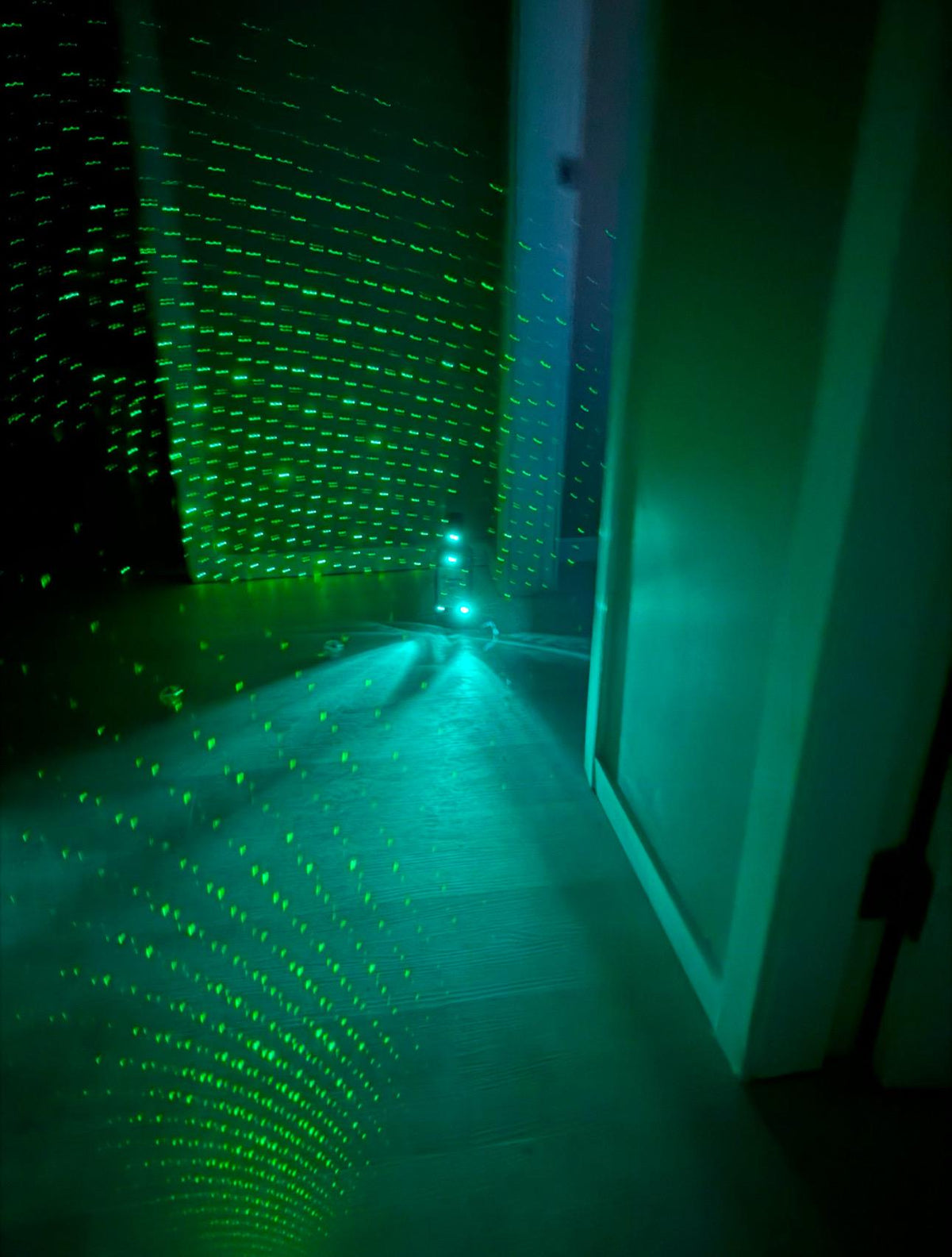 Botella de licor embrujada como objeto desencadenante – Sensor de movimiento paranormal para equipos de caza de fantasmas y de investigación paranormal