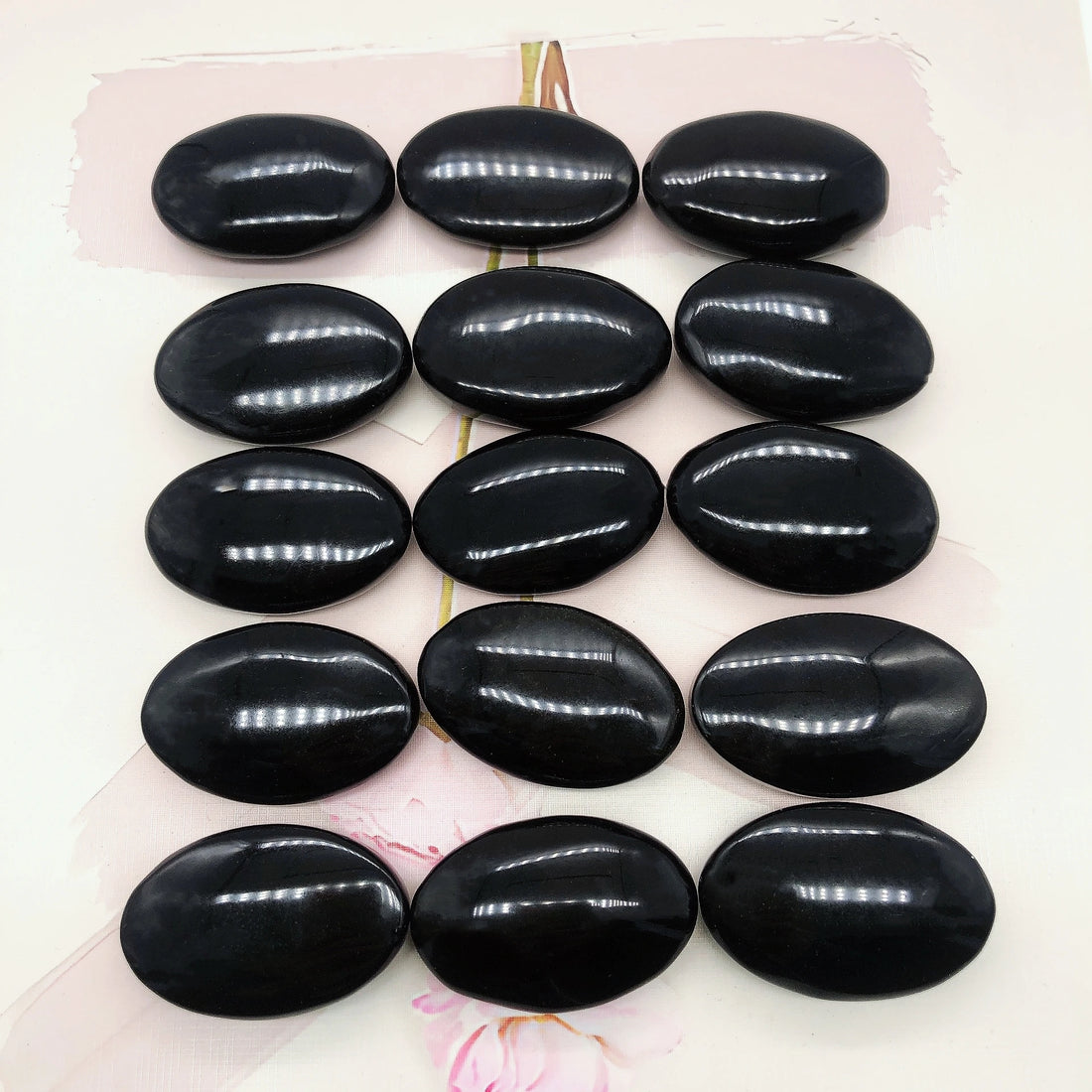 Natural Black Obsidian Palm Stone – Healing Crystal Thumb Massage Tool for Relaxation & Energy Balance